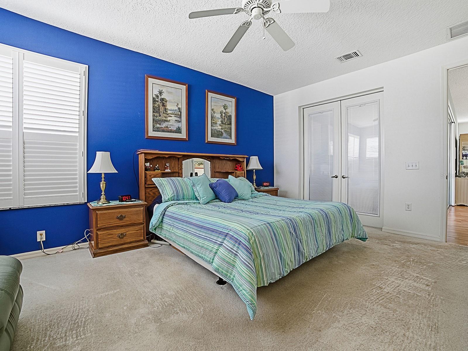 Image 18 of 37 For 33122 Meadow Side Court