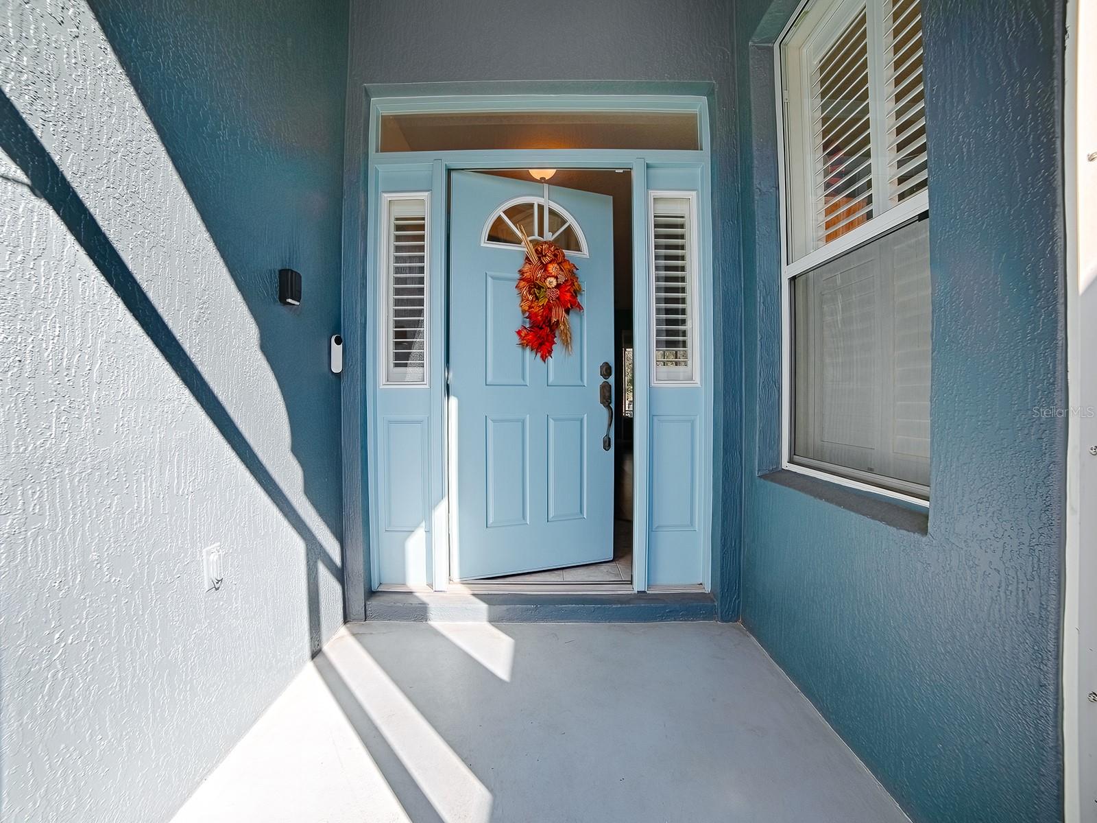 Image 3 of 37 For 33122 Meadow Side Court