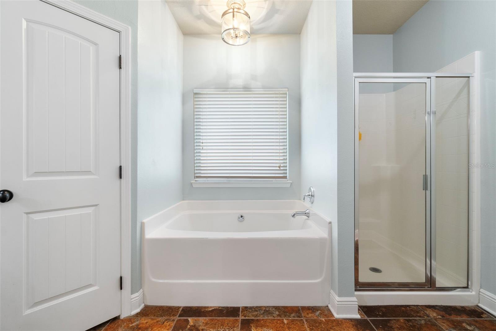 Image 18 of 44 For 5973 Rustic Ridge Circle