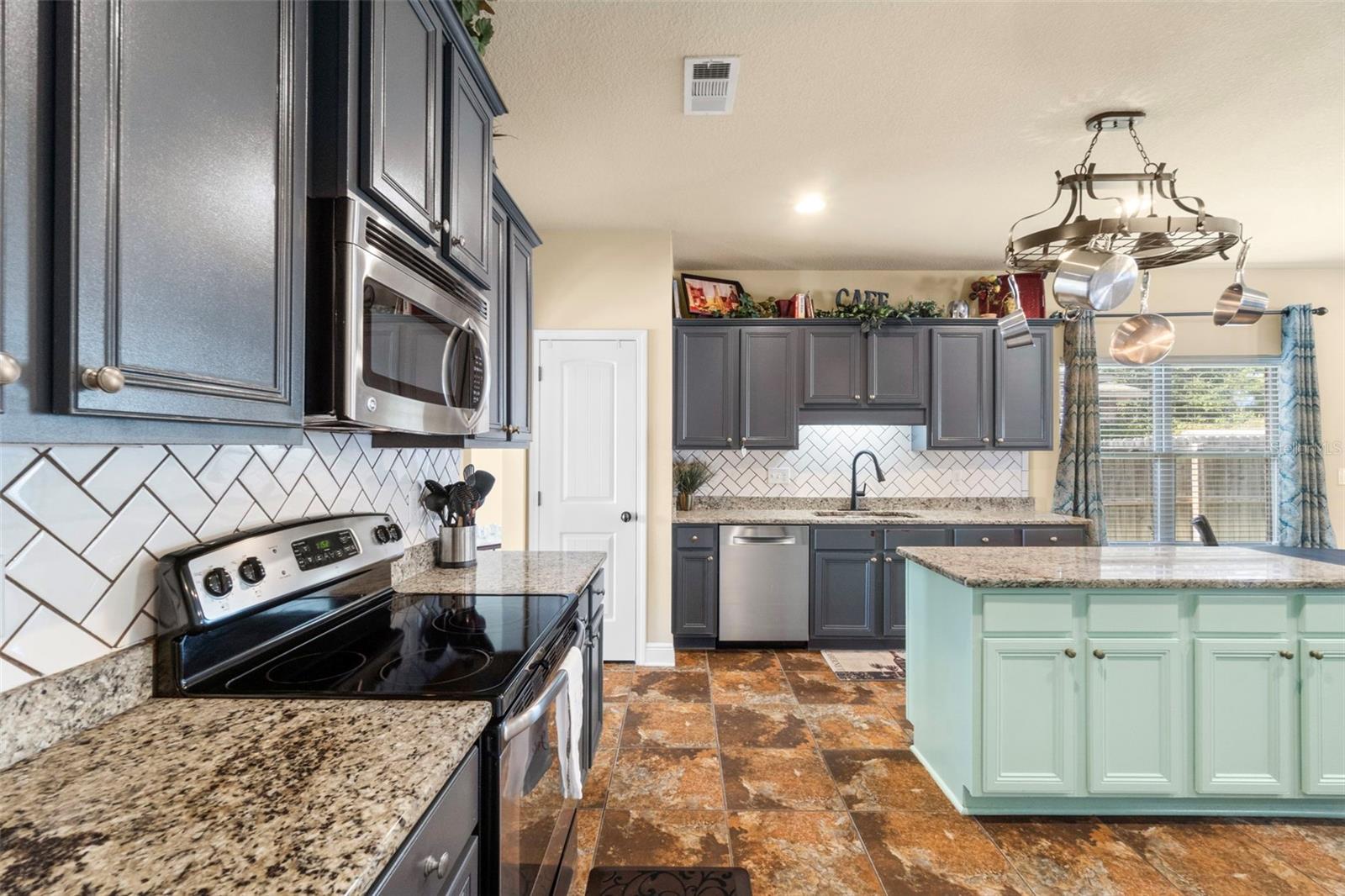 Image 32 of 44 For 5973 Rustic Ridge Circle