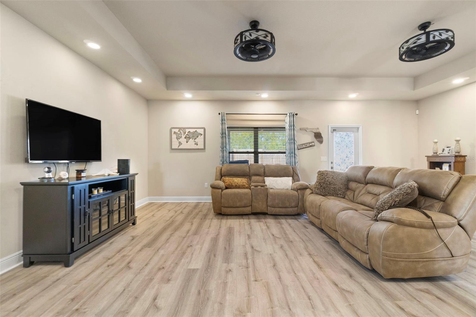 Image 33 of 44 For 5973 Rustic Ridge Circle