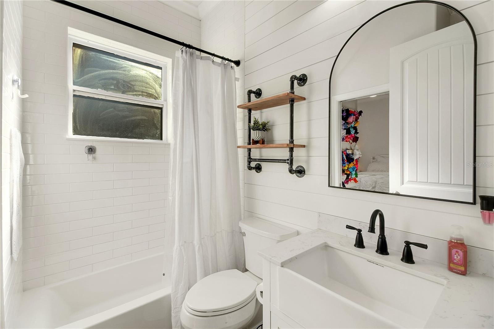 Image 40 of 59 For 1102 Myrtle Breezes Court