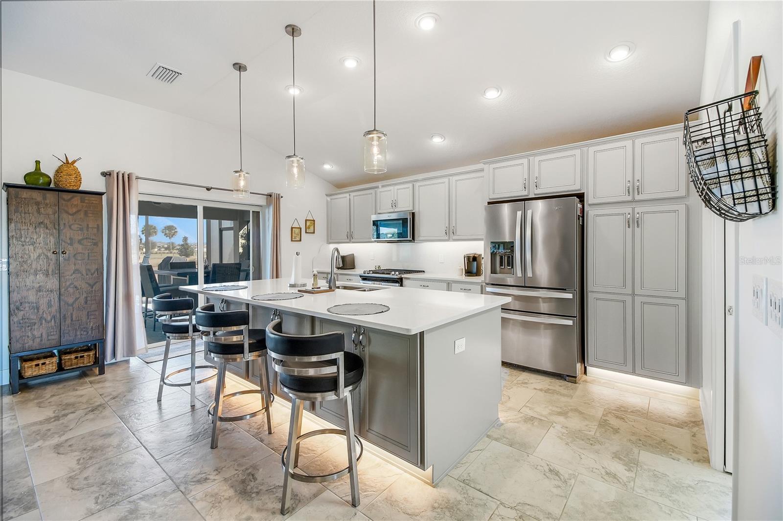 Image 18 of 55 For 2144 Biller Circle