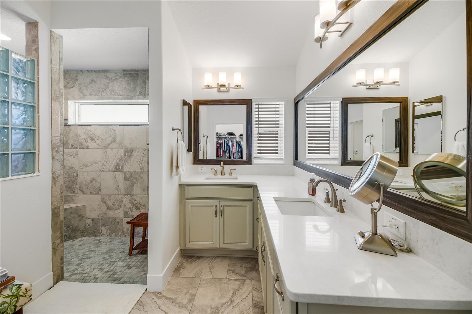 Image 31 of 55 For 2144 Biller Circle