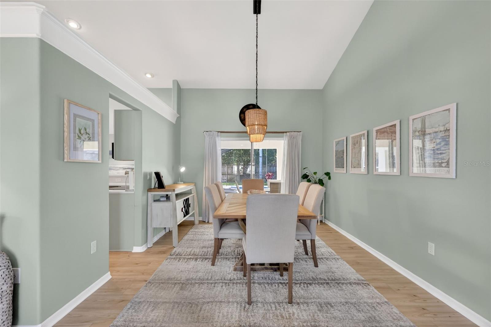 Image 8 of 35 For 773 Crooked Creek Dr