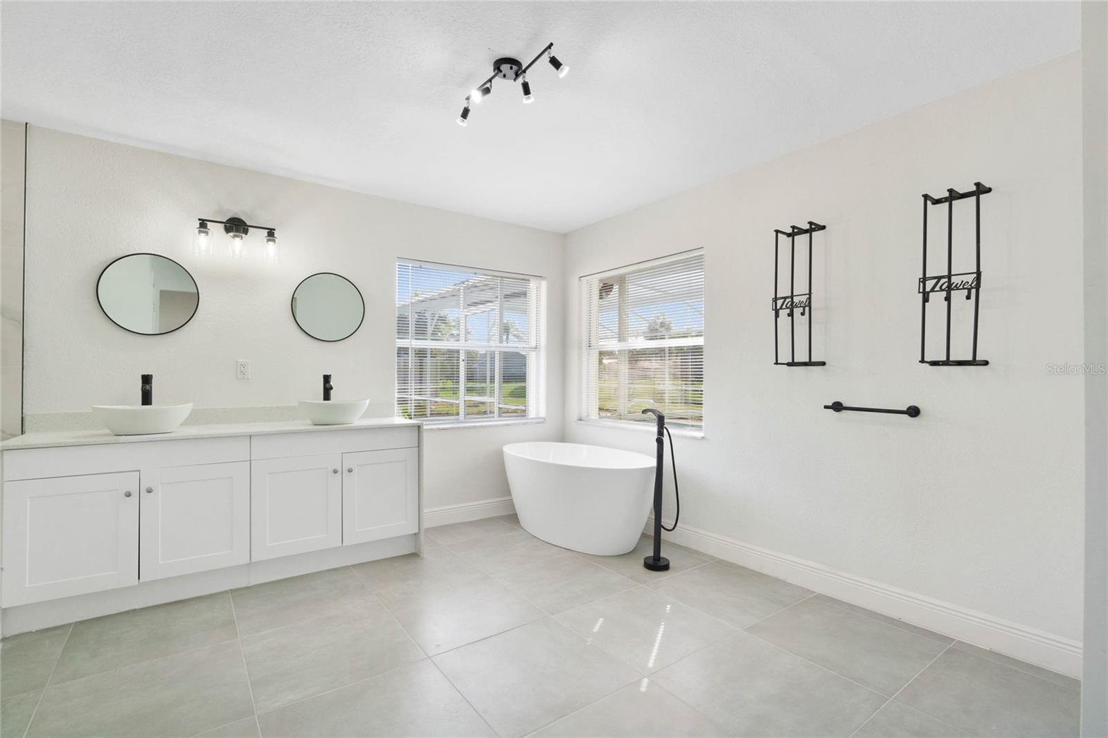 Image 13 of 34 For 3003 Zaharias Drive