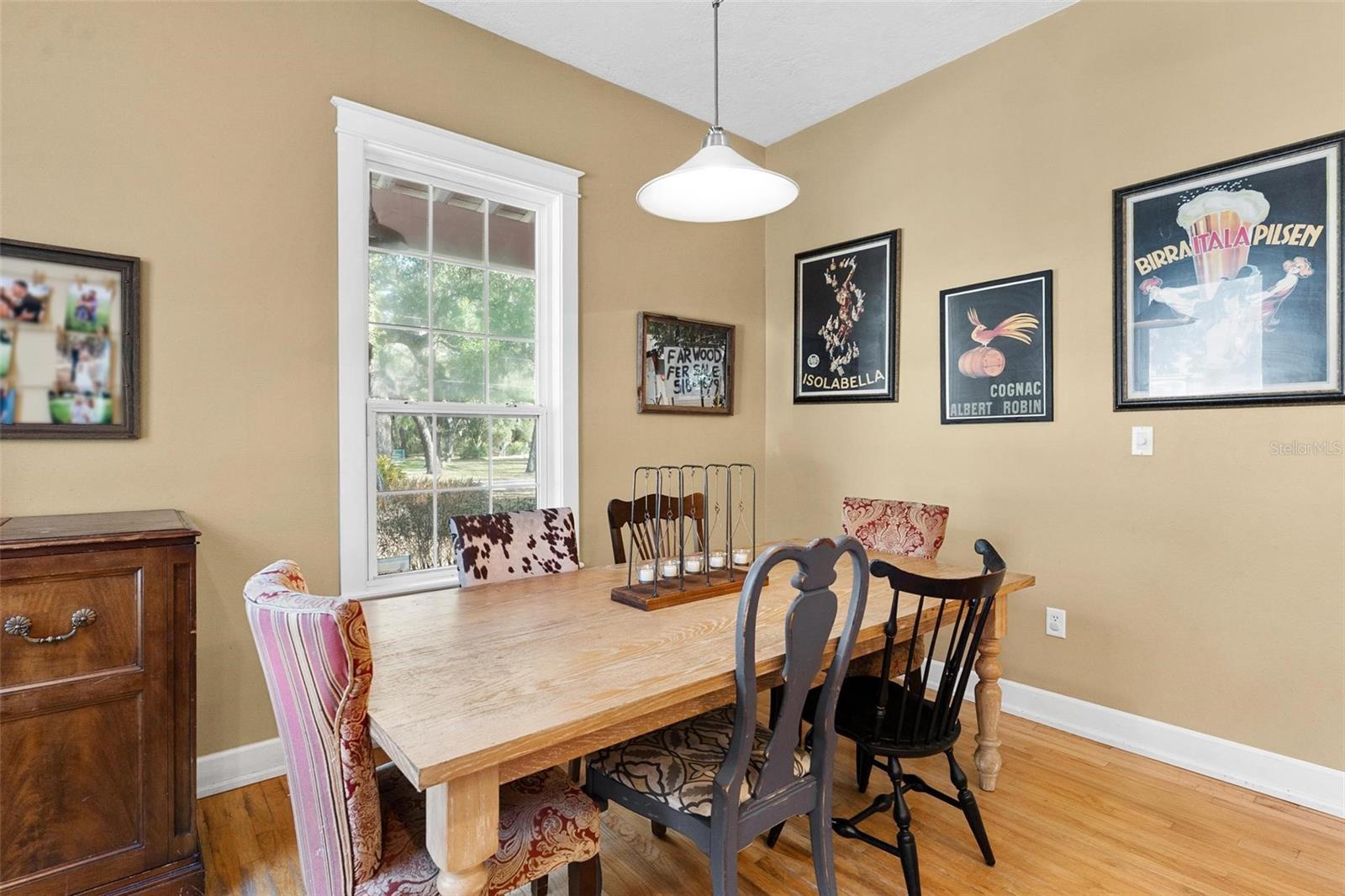 Image 23 of 54 For 10616 Poe Street