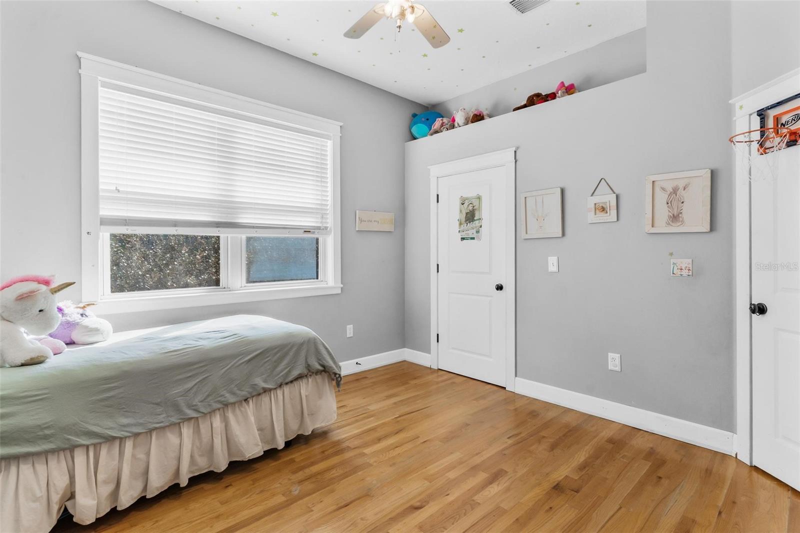 Image 39 of 54 For 10616 Poe Street