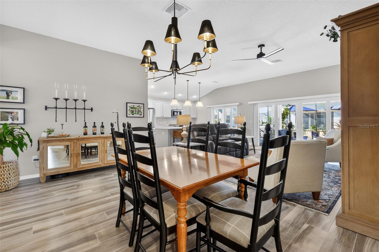 Image 17 of 45 For 1744 Woelkers Circle