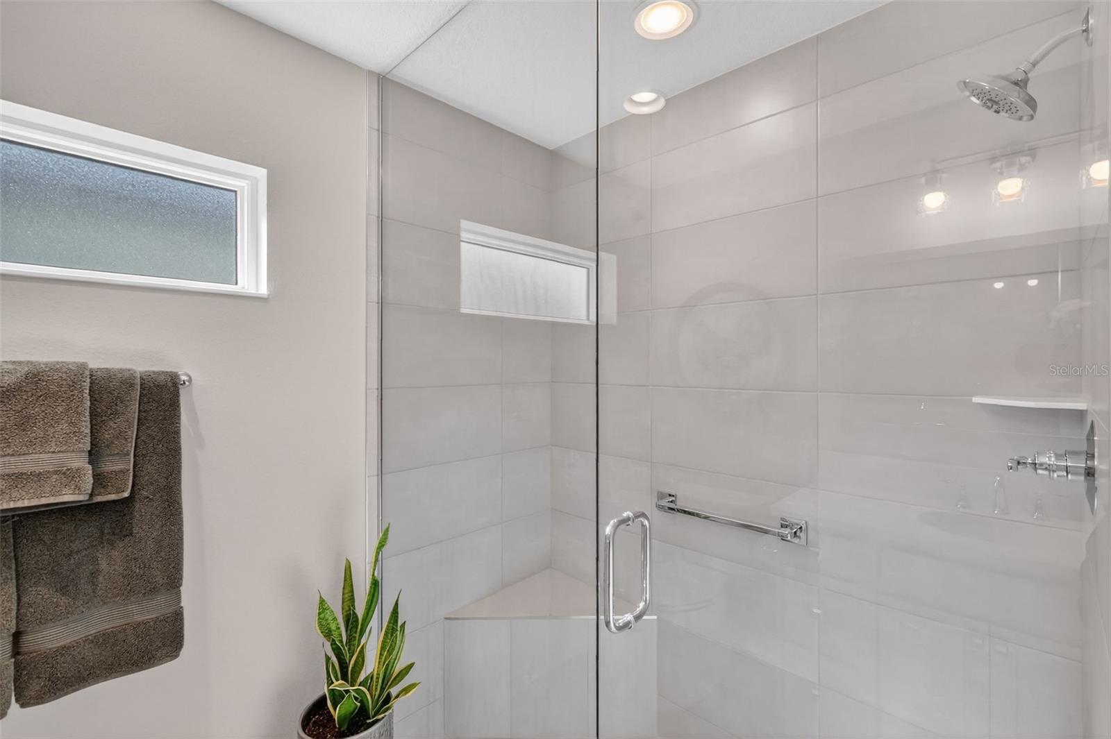 Image 25 of 45 For 1744 Woelkers Circle