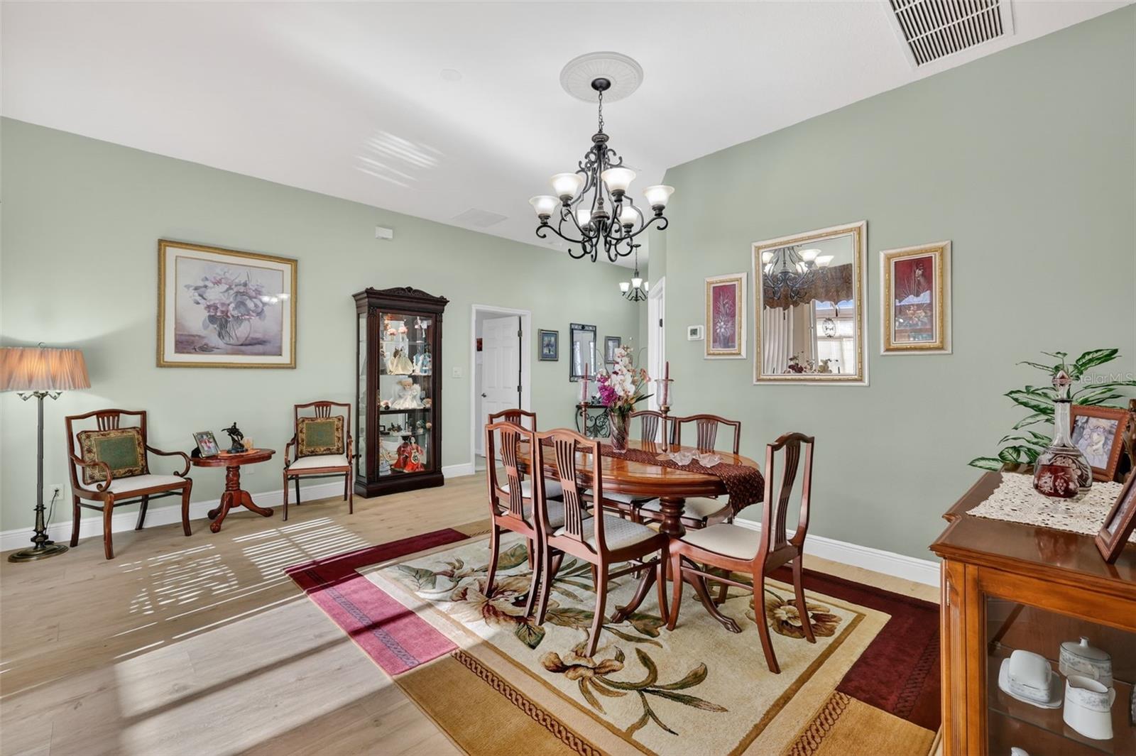 Image 11 of 56 For 25517 Laurel Valley Road