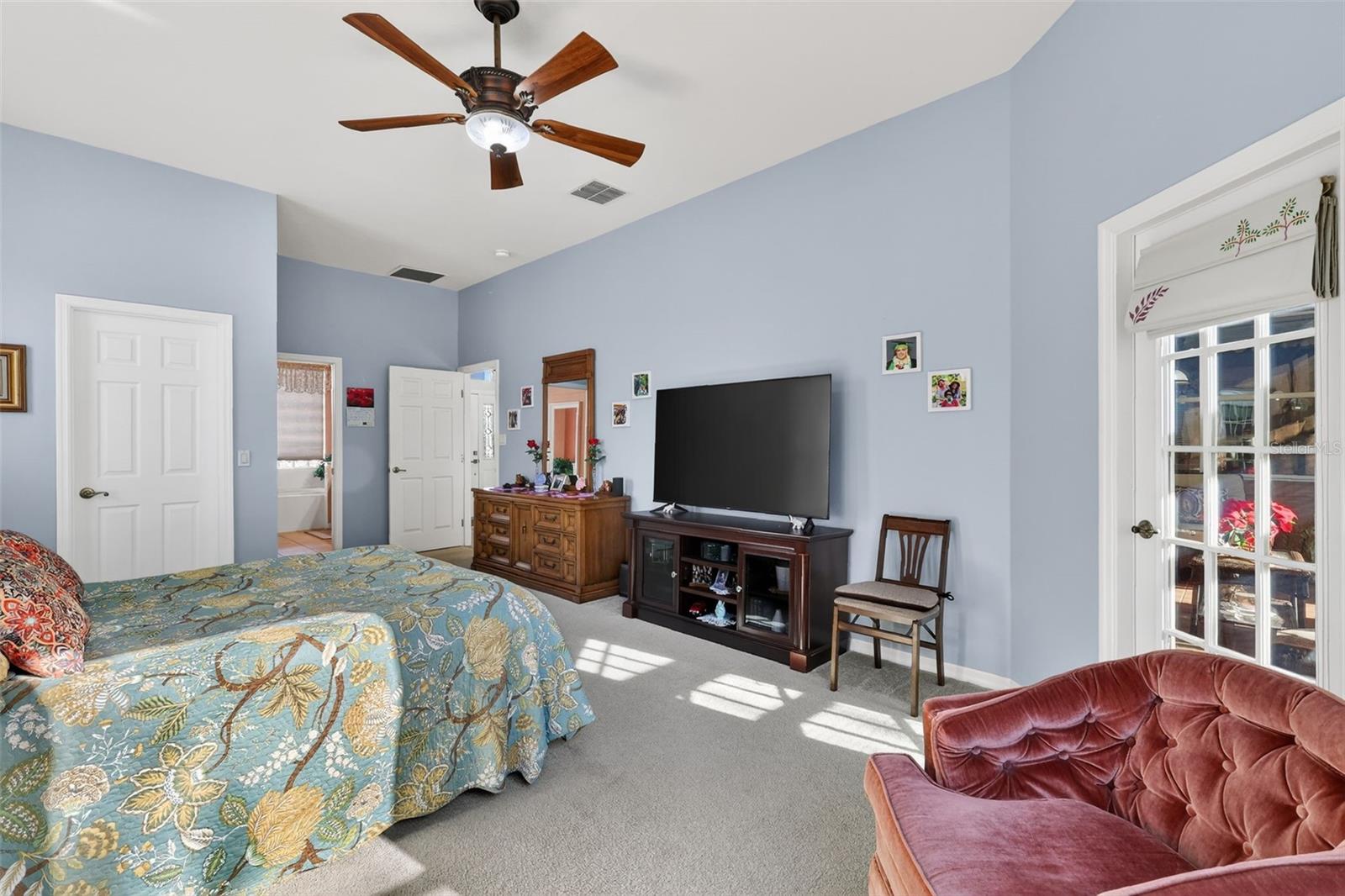 Image 26 of 56 For 25517 Laurel Valley Road