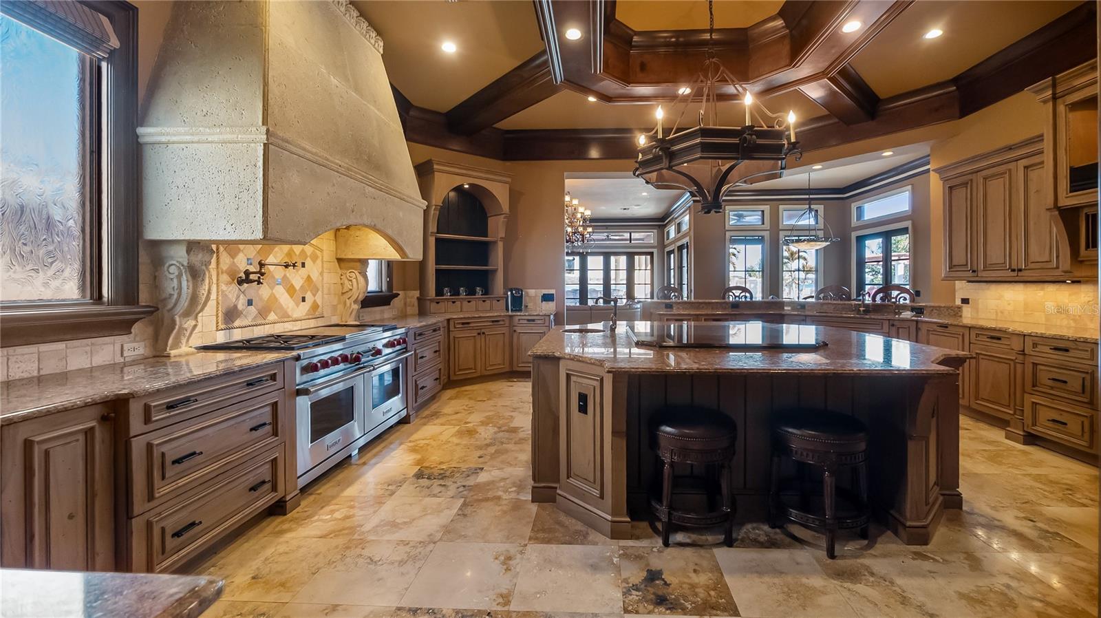 Image 10 of 47 For 16619 Arezo Court