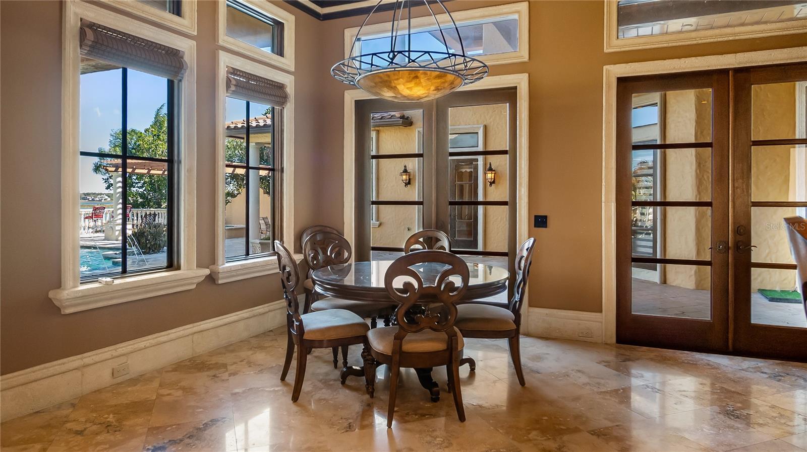 Image 15 of 47 For 16619 Arezo Court