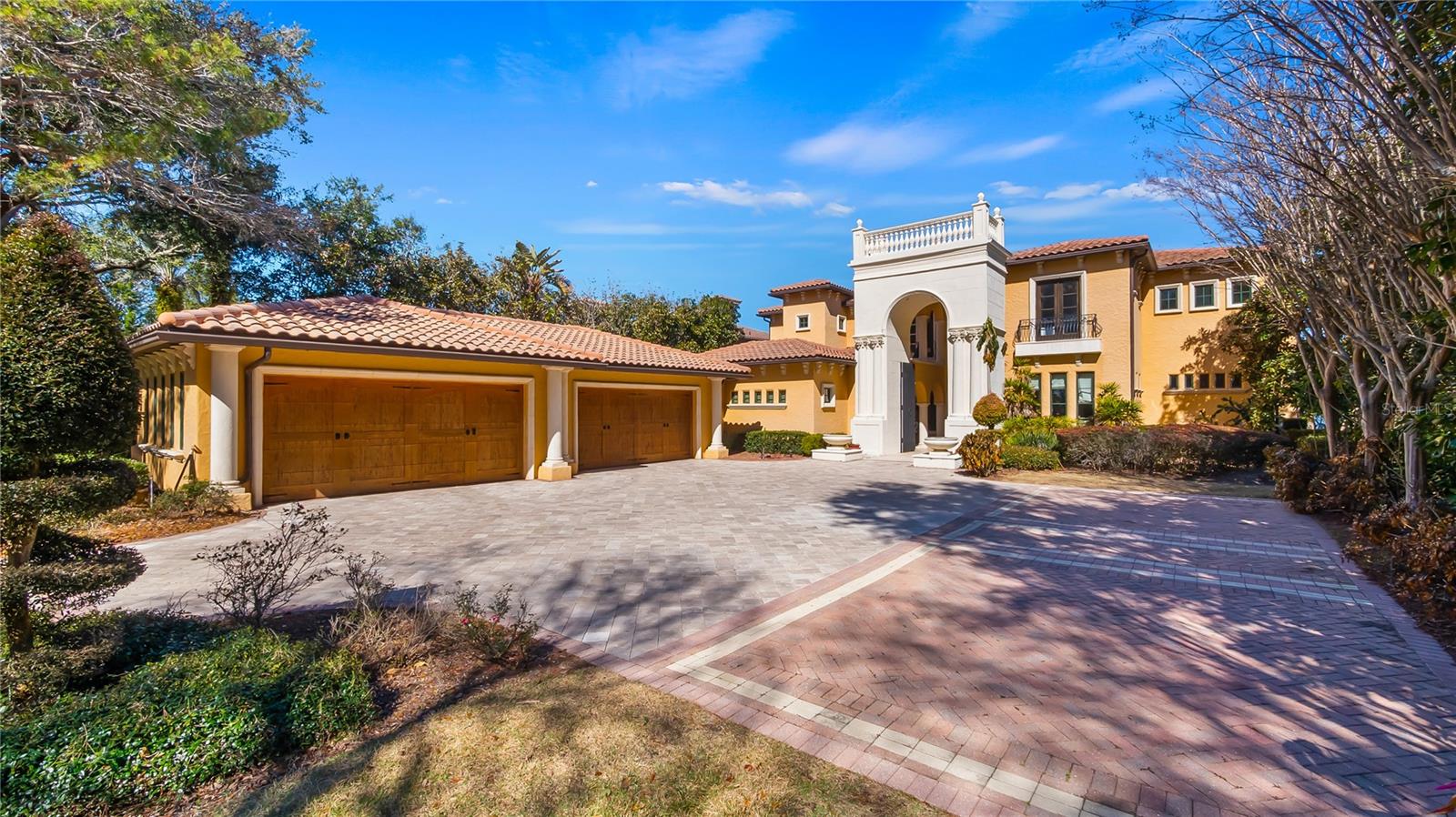 Image 2 of 47 For 16619 Arezo Court