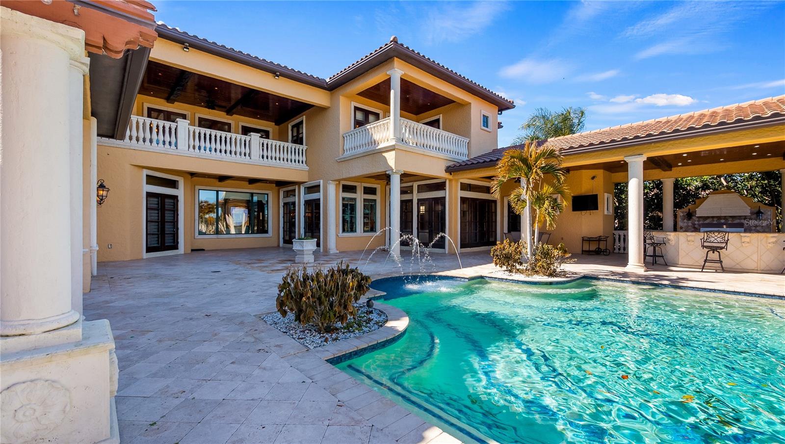 Image 39 of 47 For 16619 Arezo Court