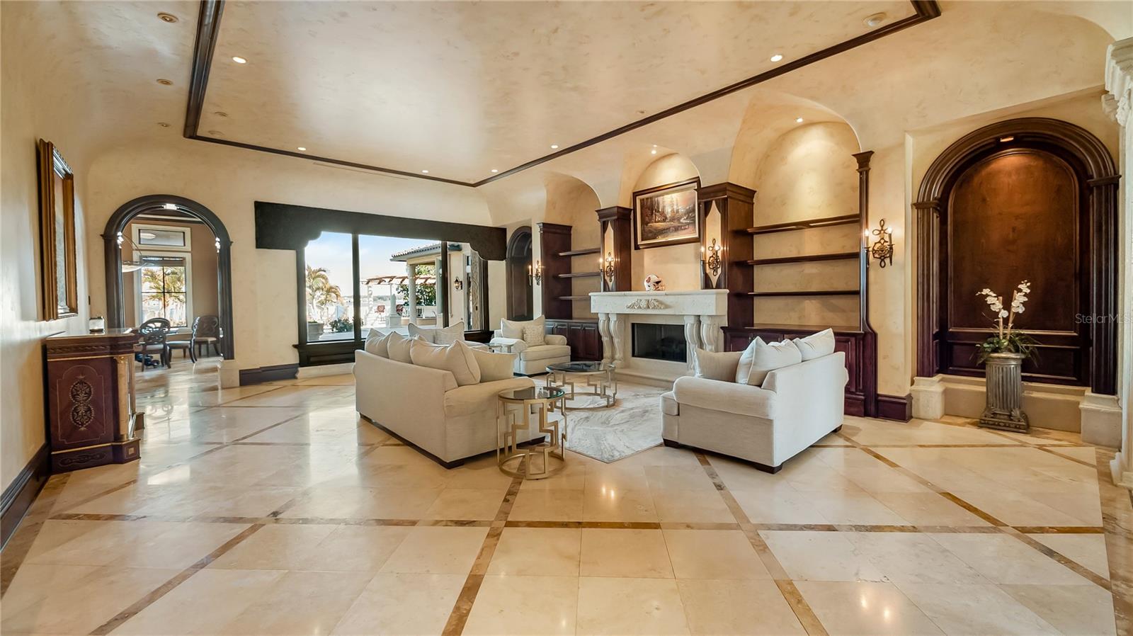 Image 8 of 47 For 16619 Arezo Court