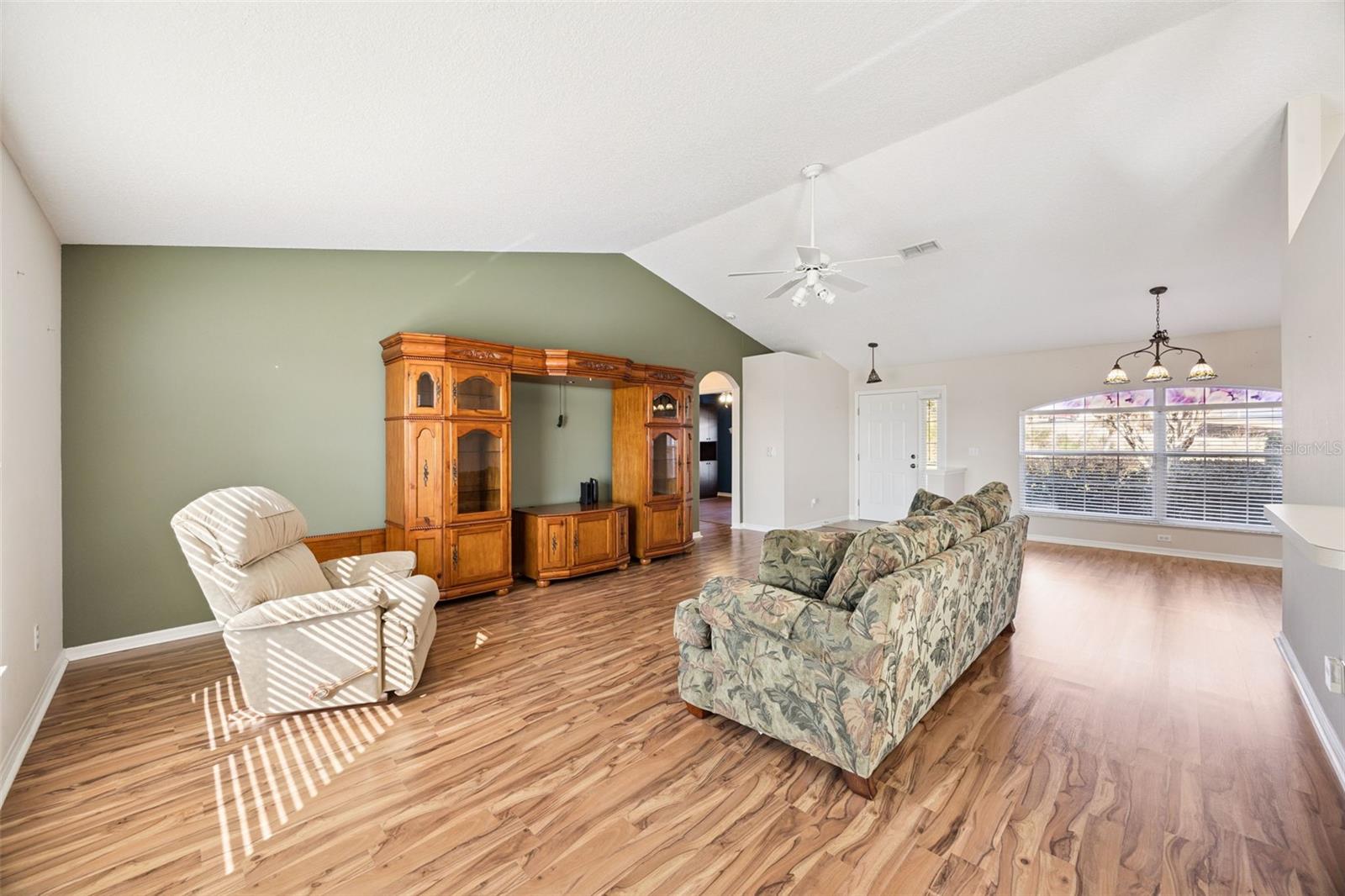 Image 10 of 35 For 10440 Lake Hasson Circle