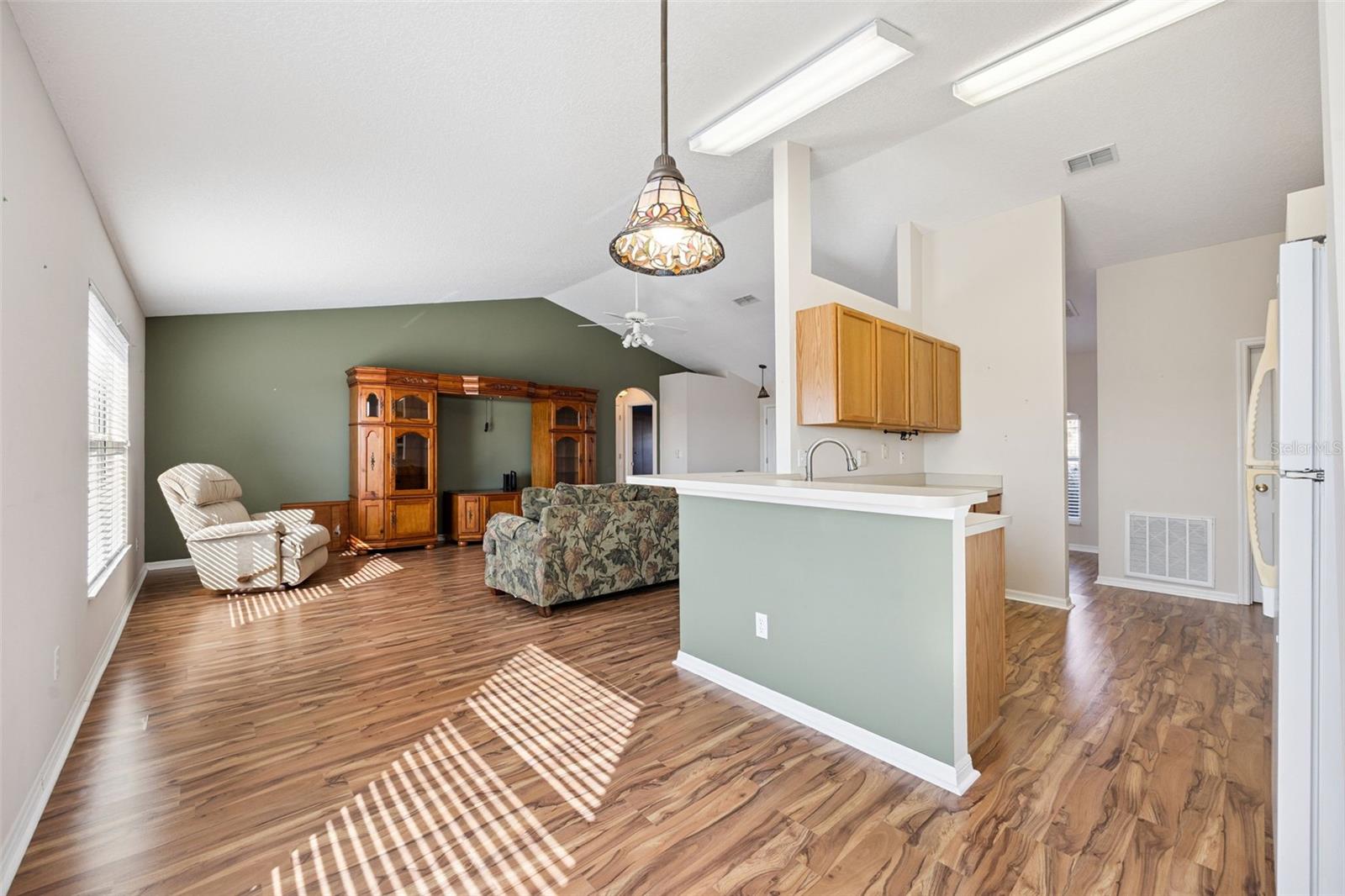 Image 11 of 35 For 10440 Lake Hasson Circle