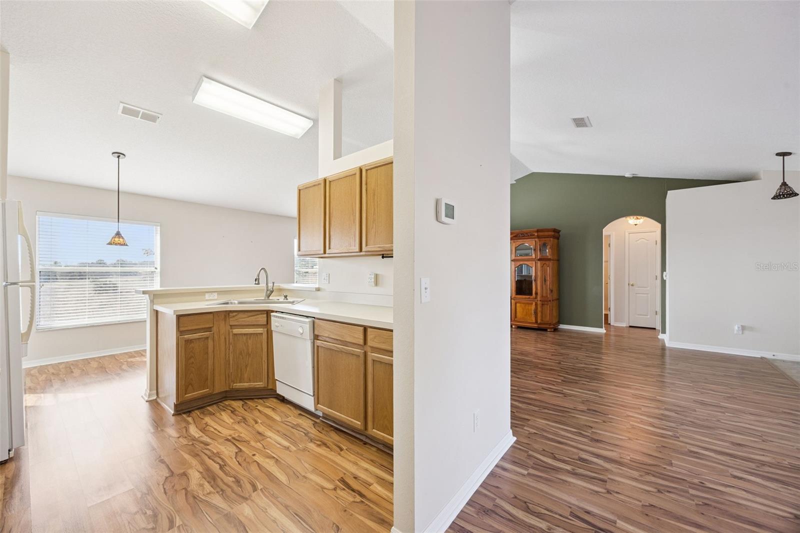 Image 16 of 35 For 10440 Lake Hasson Circle