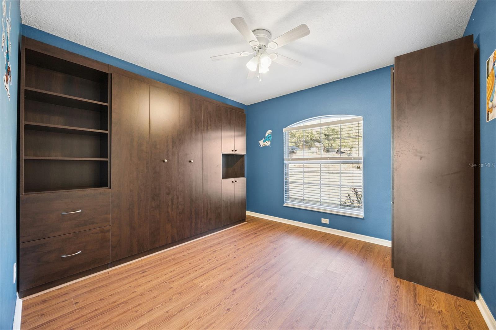 Image 23 of 35 For 10440 Lake Hasson Circle