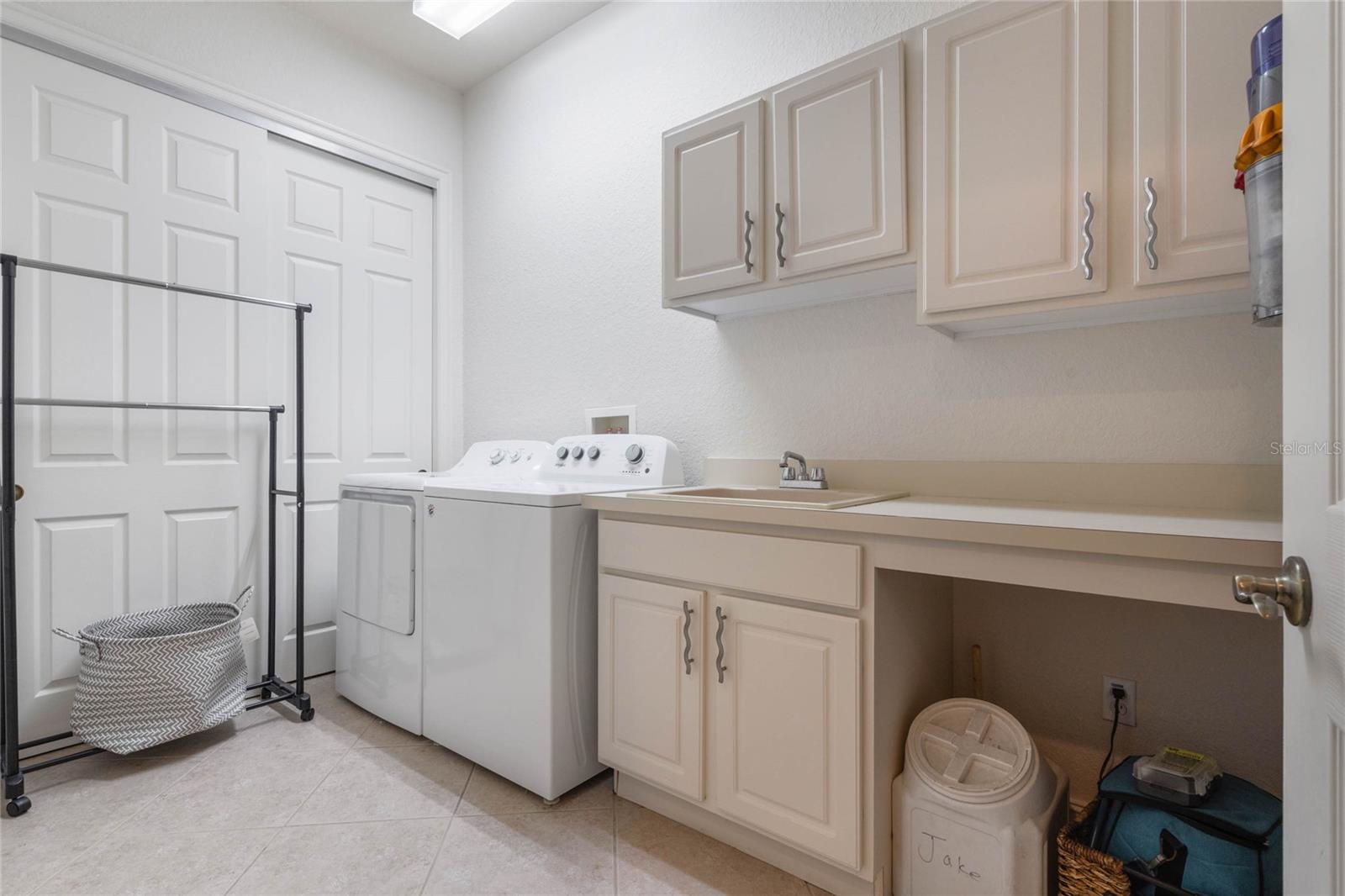 Listing photo id 30 for 54 Camino Real Boulevard 504