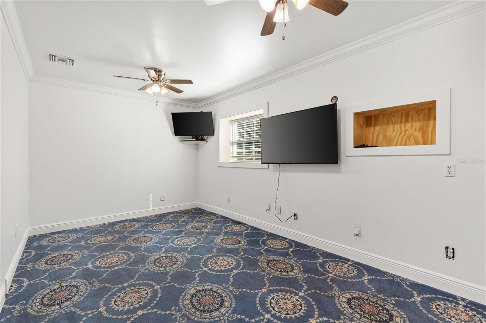 Image 49 of 59 For 357 Walters Place