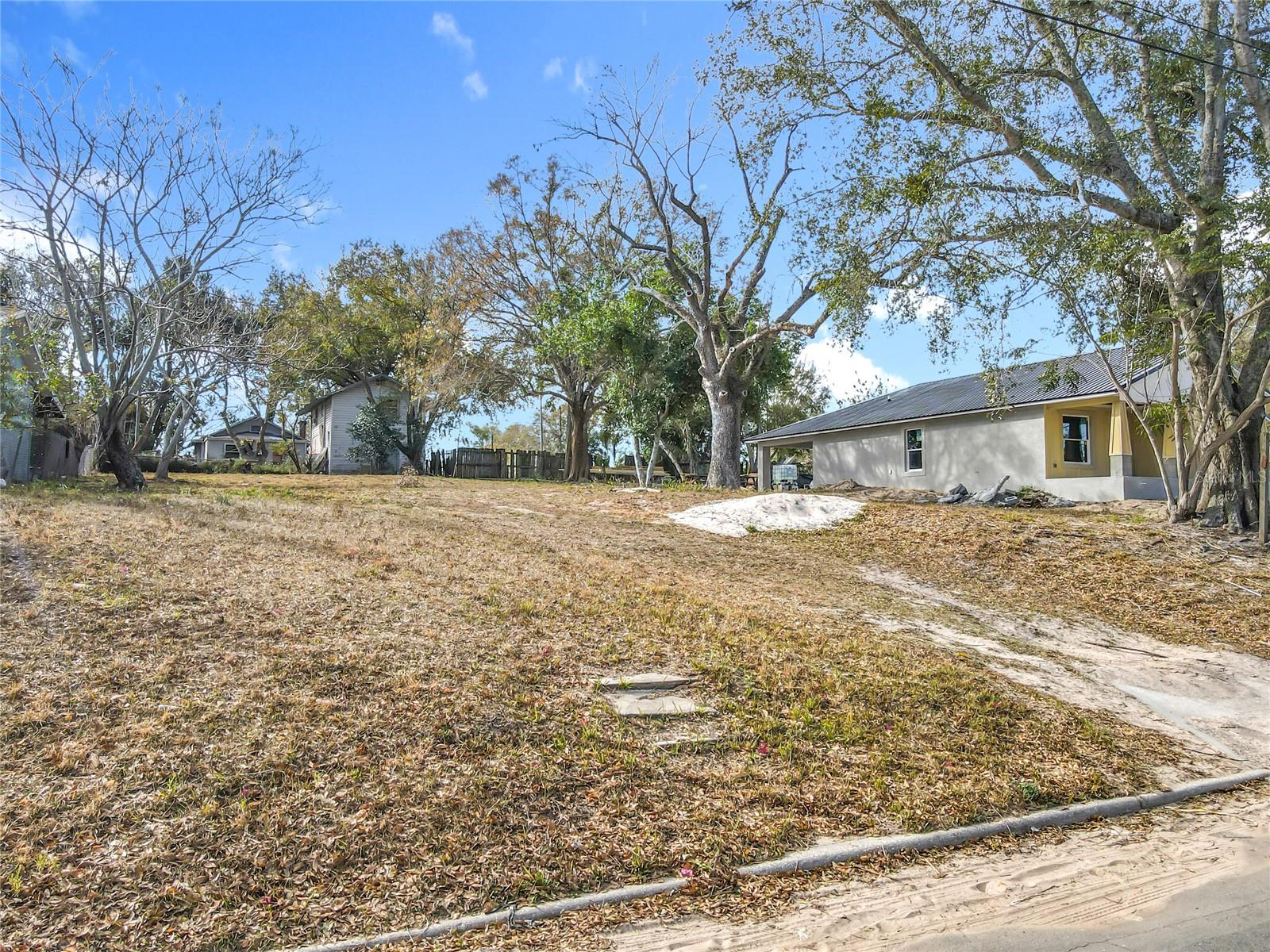 Image 3 of 10 For 309 Weaver Avenue