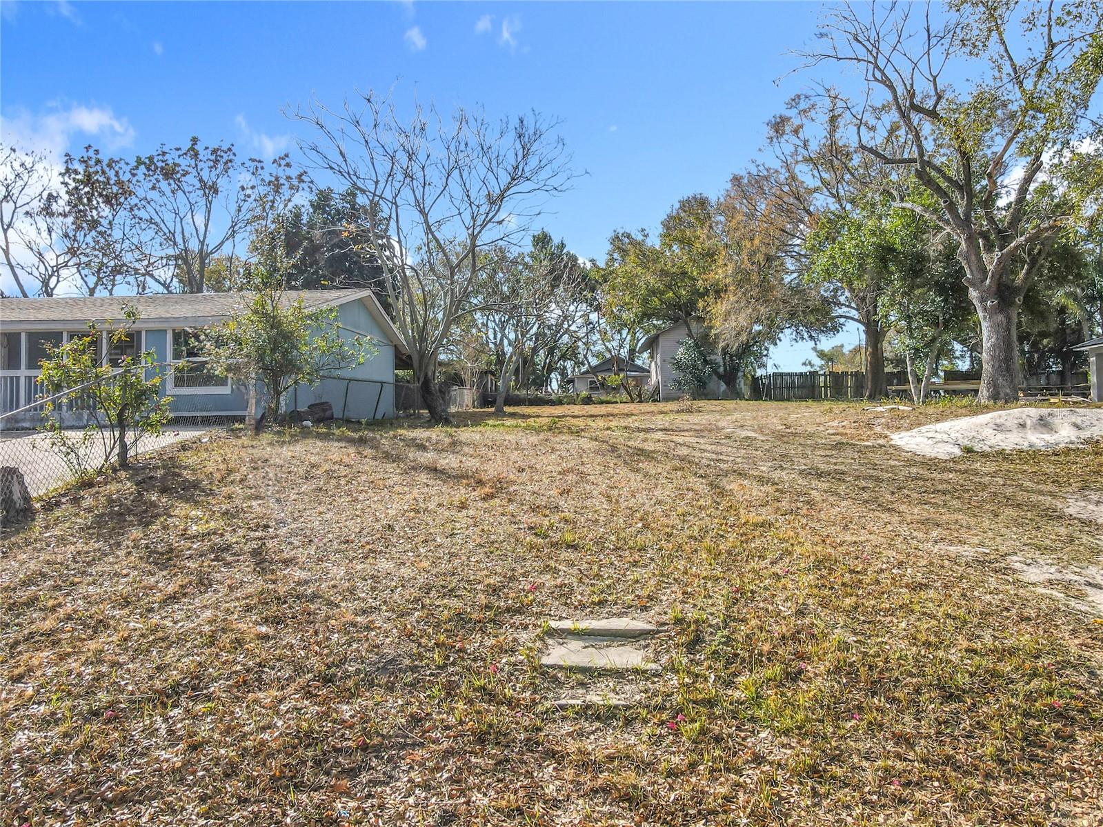 Image 5 of 10 For 309 Weaver Avenue