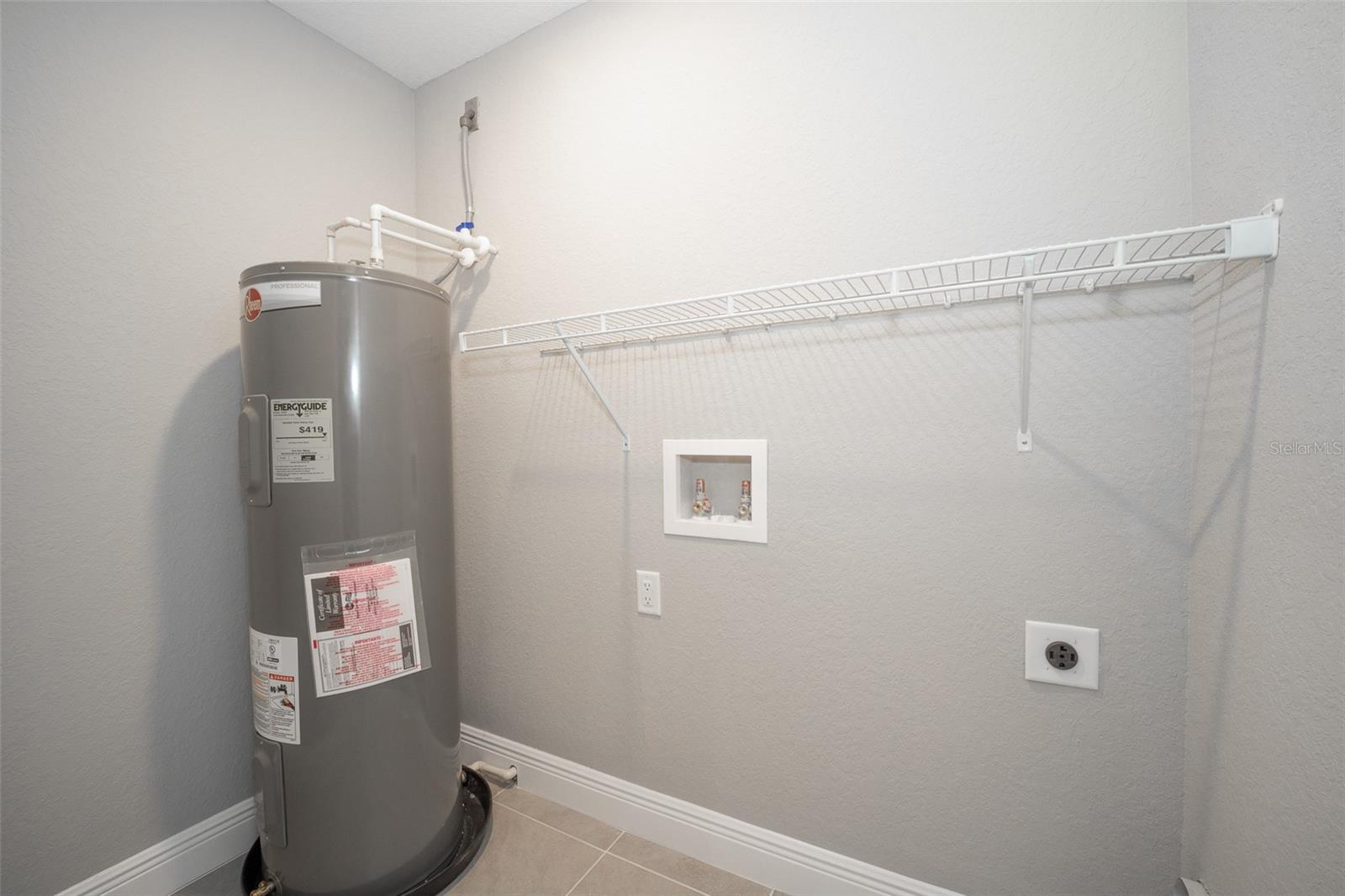 Image 16 of 19 For 9241 155th Place