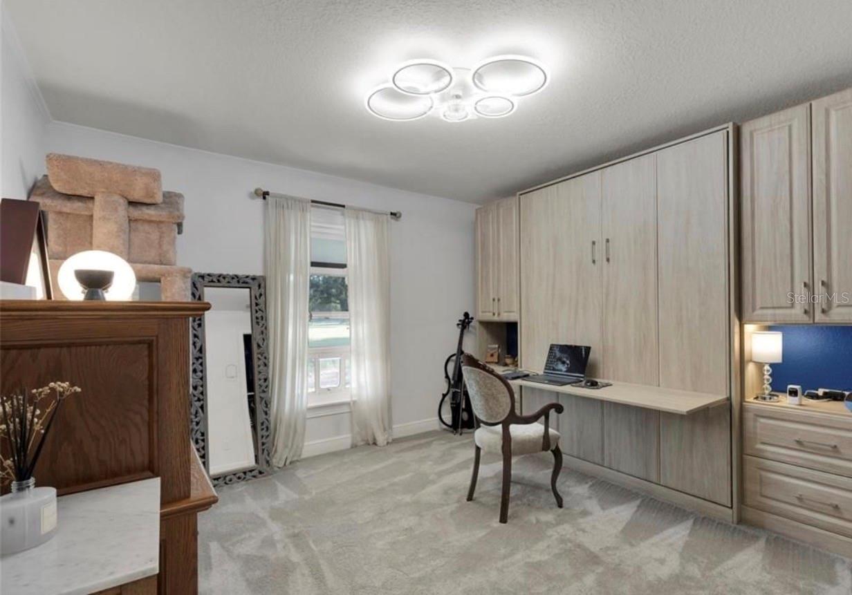 Image 18 of 30 For 400 Carman Drive