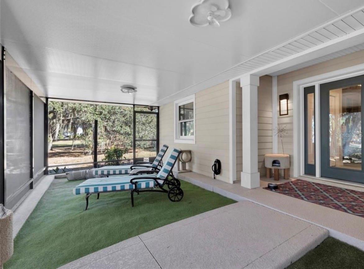 Image 6 of 30 For 400 Carman Drive