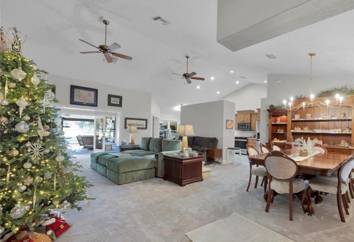 Image 8 of 30 For 400 Carman Drive