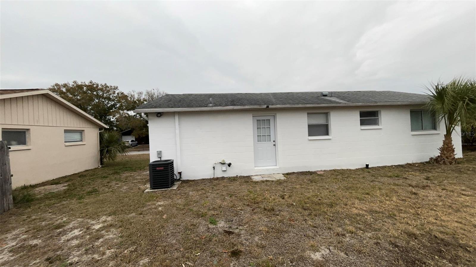 Image 18 of 38 For 6312 Limerick Avenue