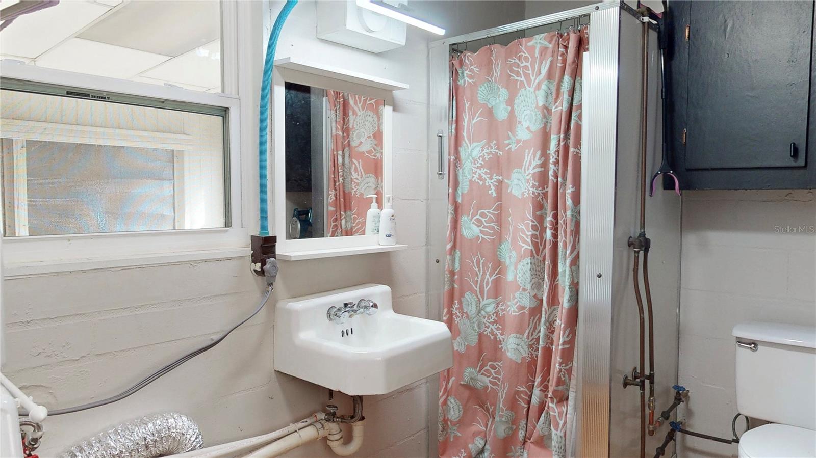 Image 28 of 37 For 10845 Margaret Drive