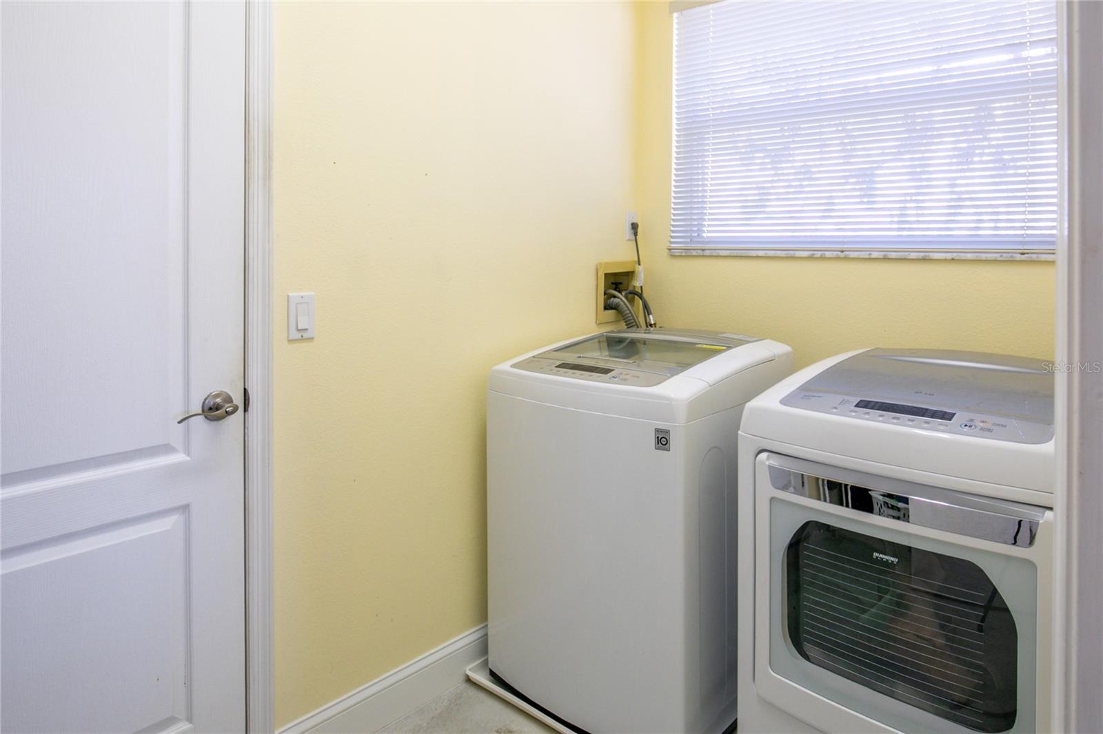 Image 31 of 57 For 2209 Stonebridge Way