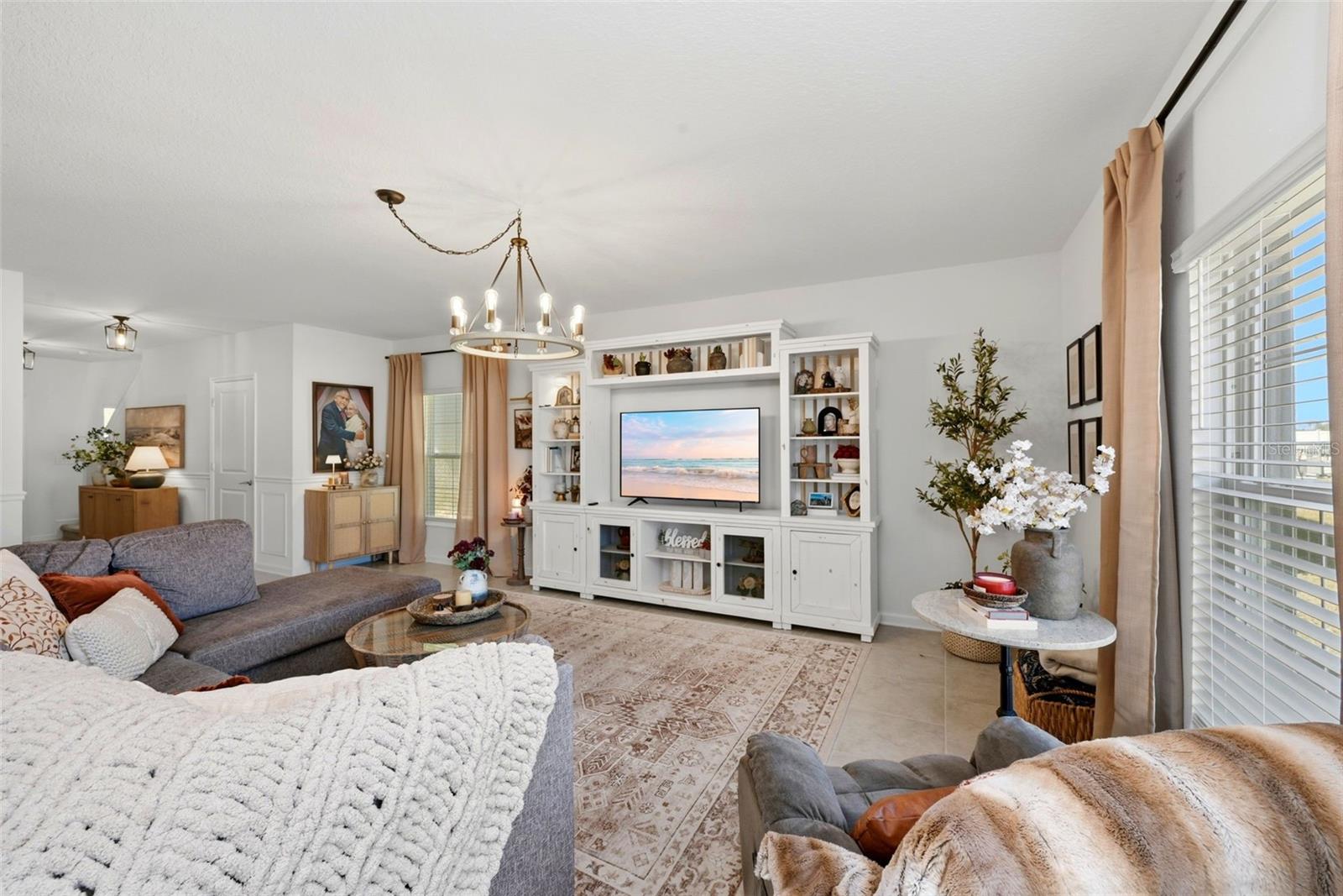 Image 15 of 42 For 5539 Braken Fern Way