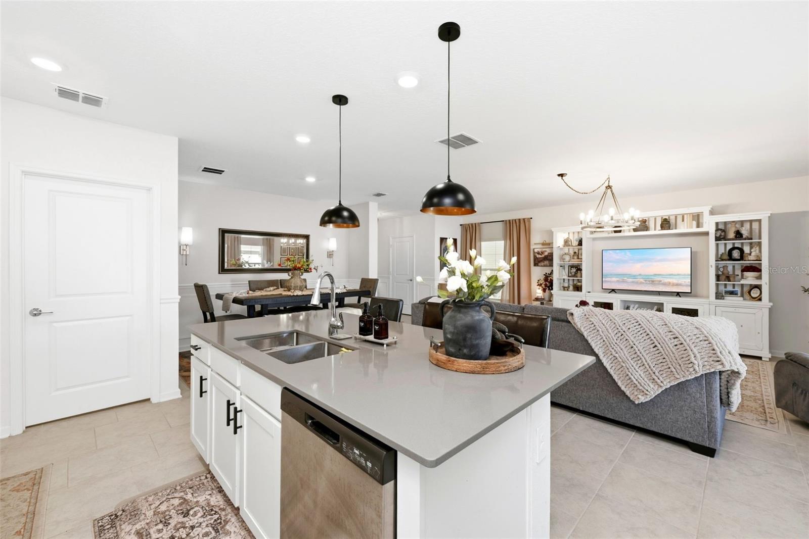 Image 19 of 42 For 5539 Braken Fern Way