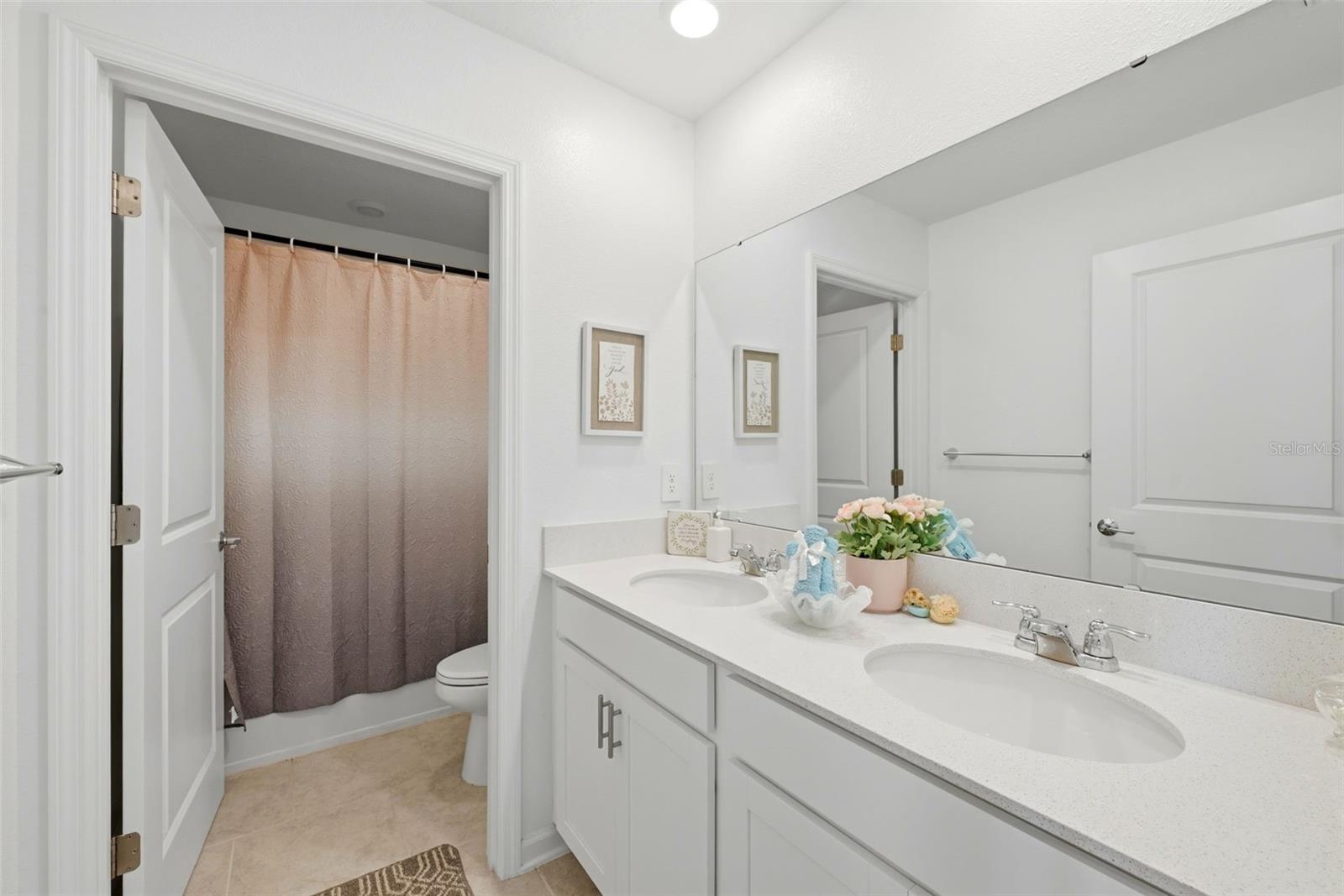 Image 28 of 42 For 5539 Braken Fern Way