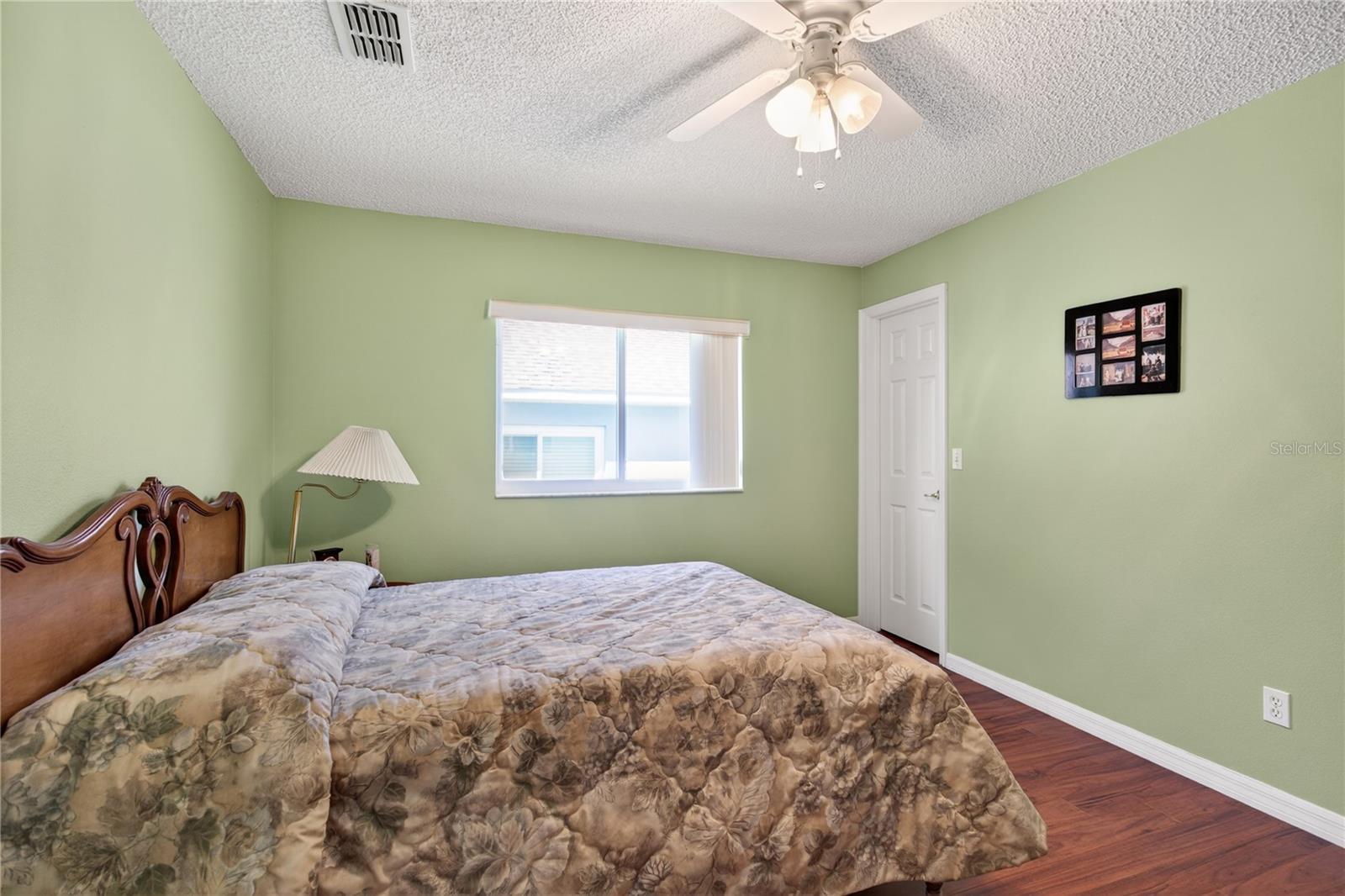 Image 17 of 57 For 4131 Capland Avenue