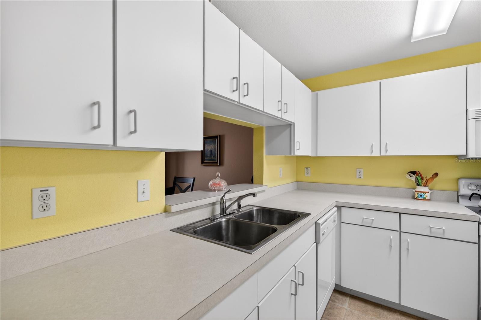 Image 23 of 57 For 4131 Capland Avenue