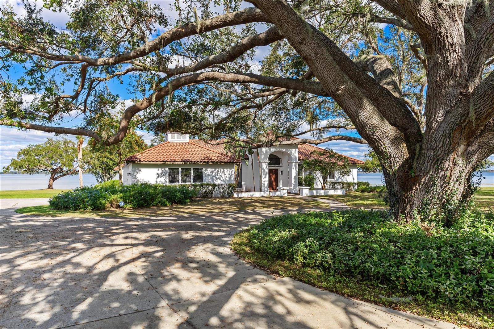 Image 10 of 60 For 38230 Yale Circle