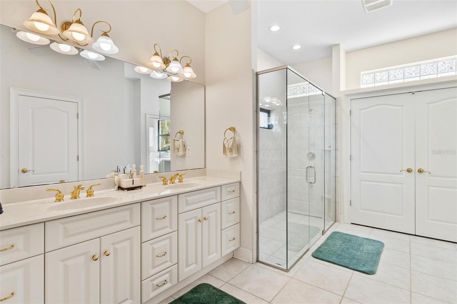 Image 37 of 60 For 38230 Yale Circle