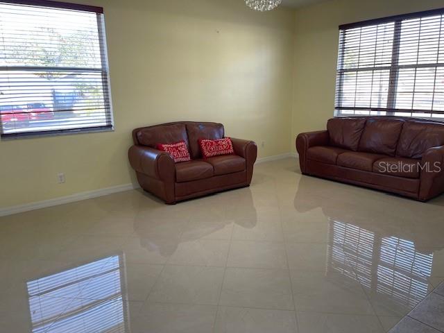 Image 12 of 38 For 201 Goldie Street