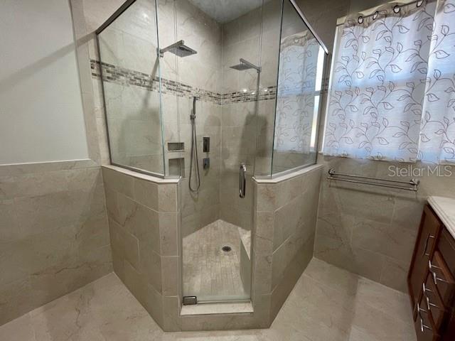 Image 14 of 38 For 201 Goldie Street