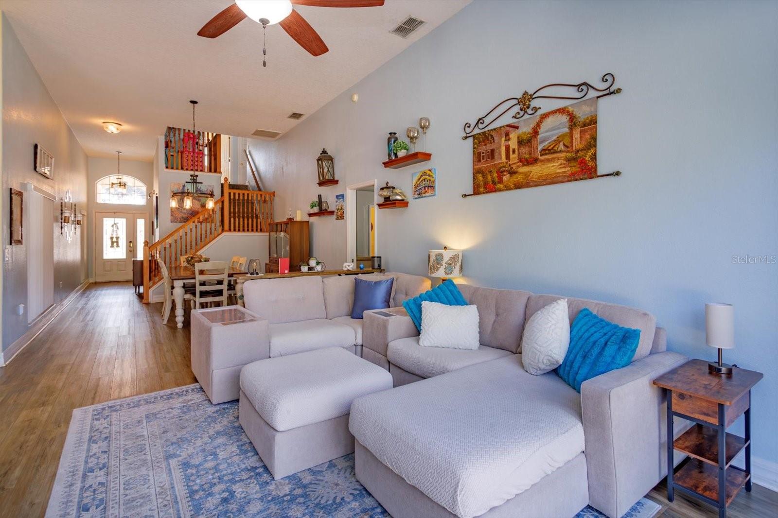 Image 7 of 31 For 16213 Citrus Parkway