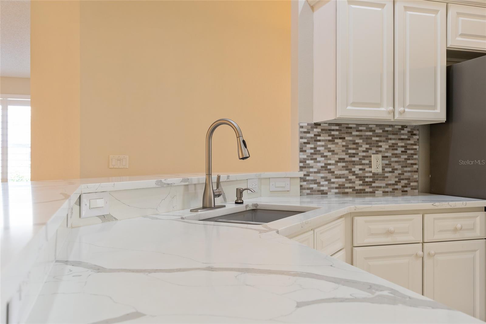 Image 13 of 61 For 840 Folsum Place