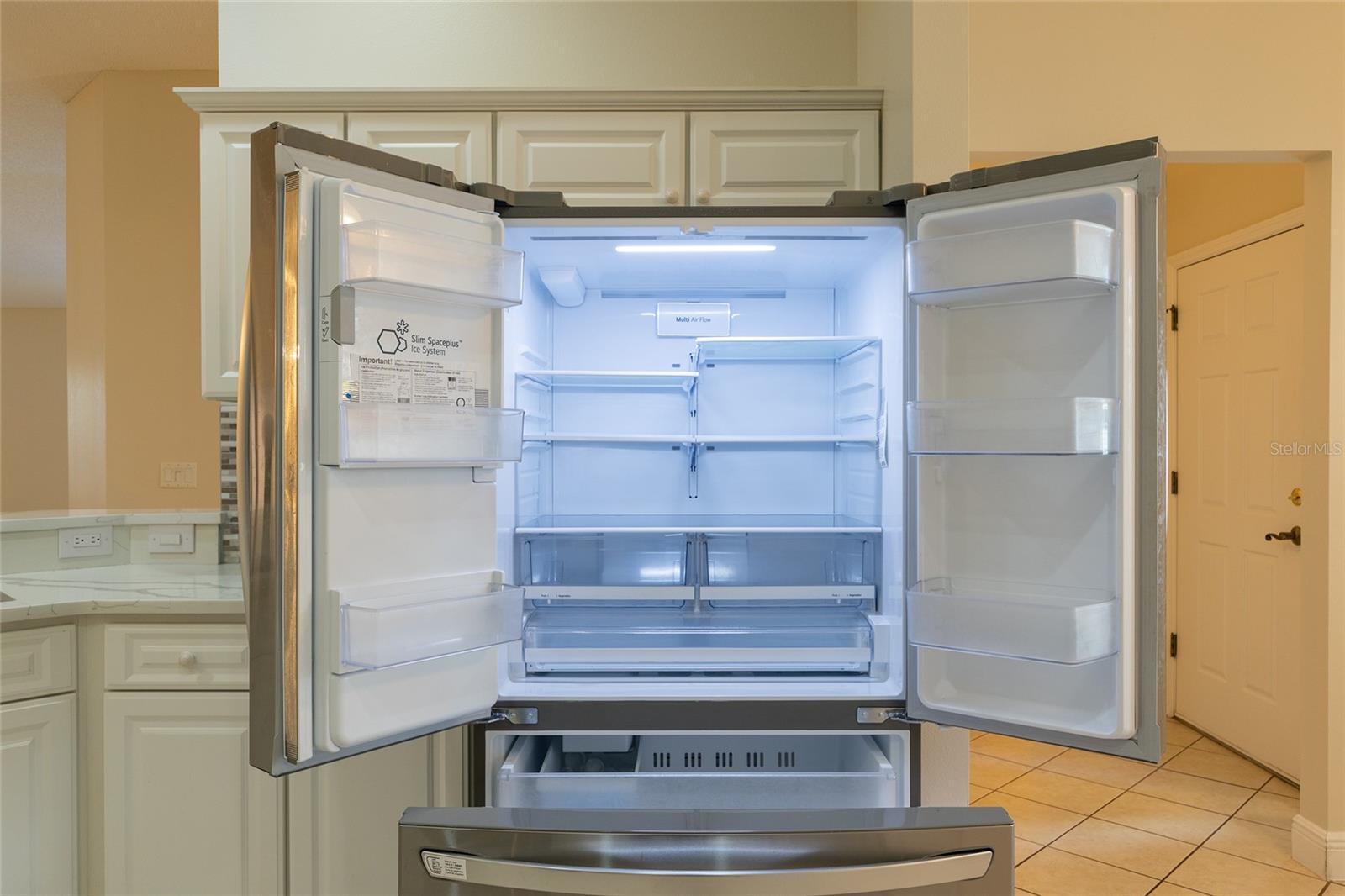 Image 16 of 61 For 840 Folsum Place