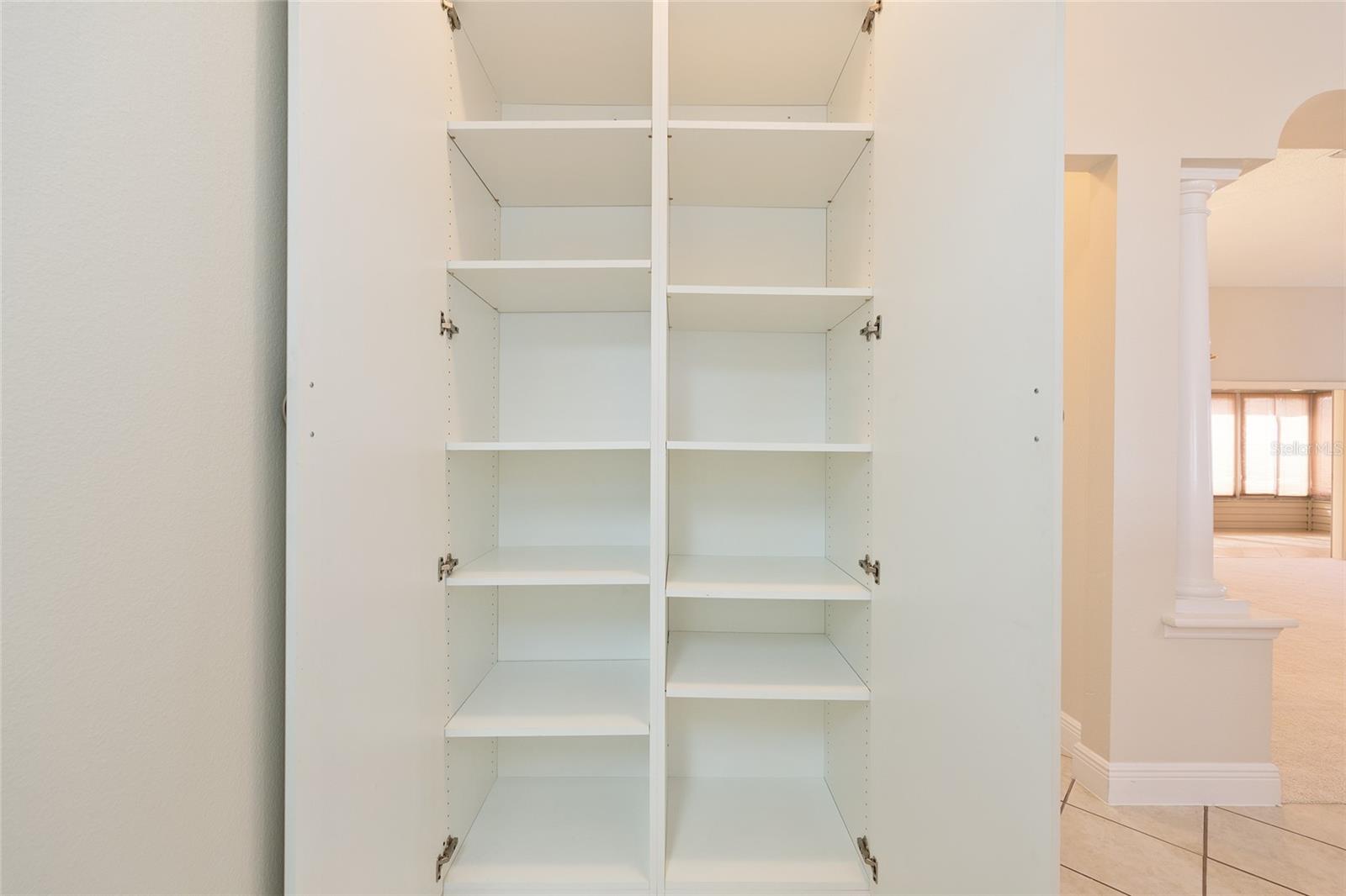 Image 22 of 61 For 840 Folsum Place