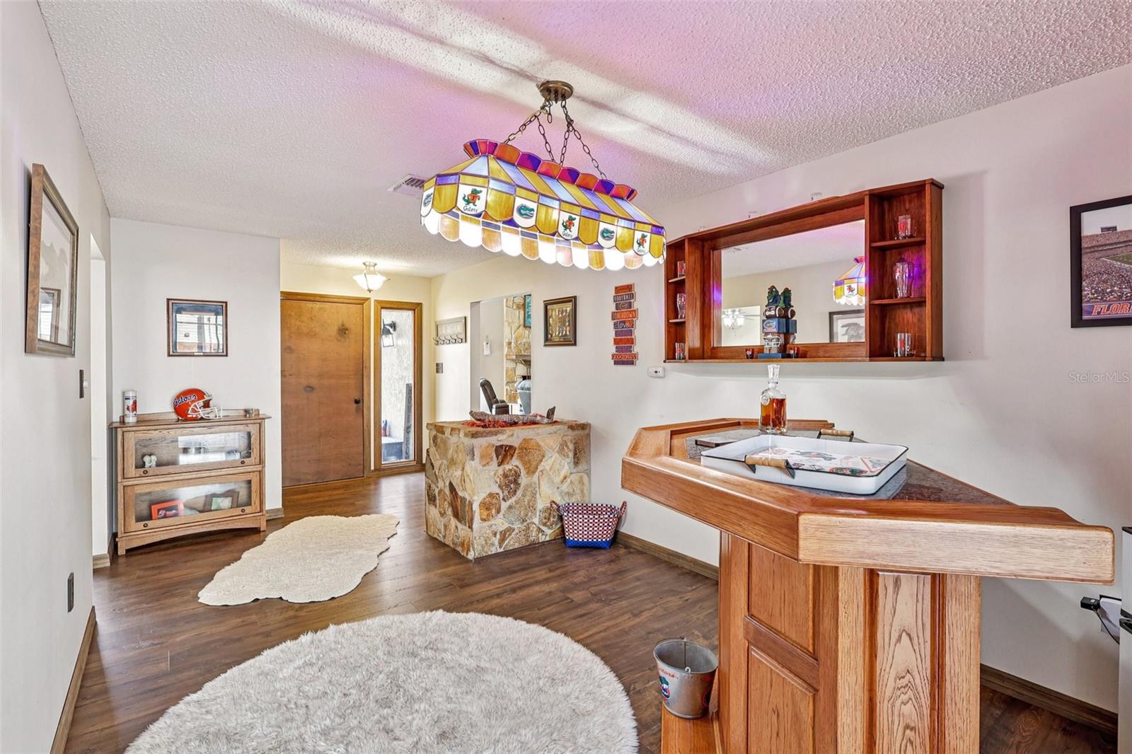 Image 8 of 39 For 9830 Wedgewood Lane